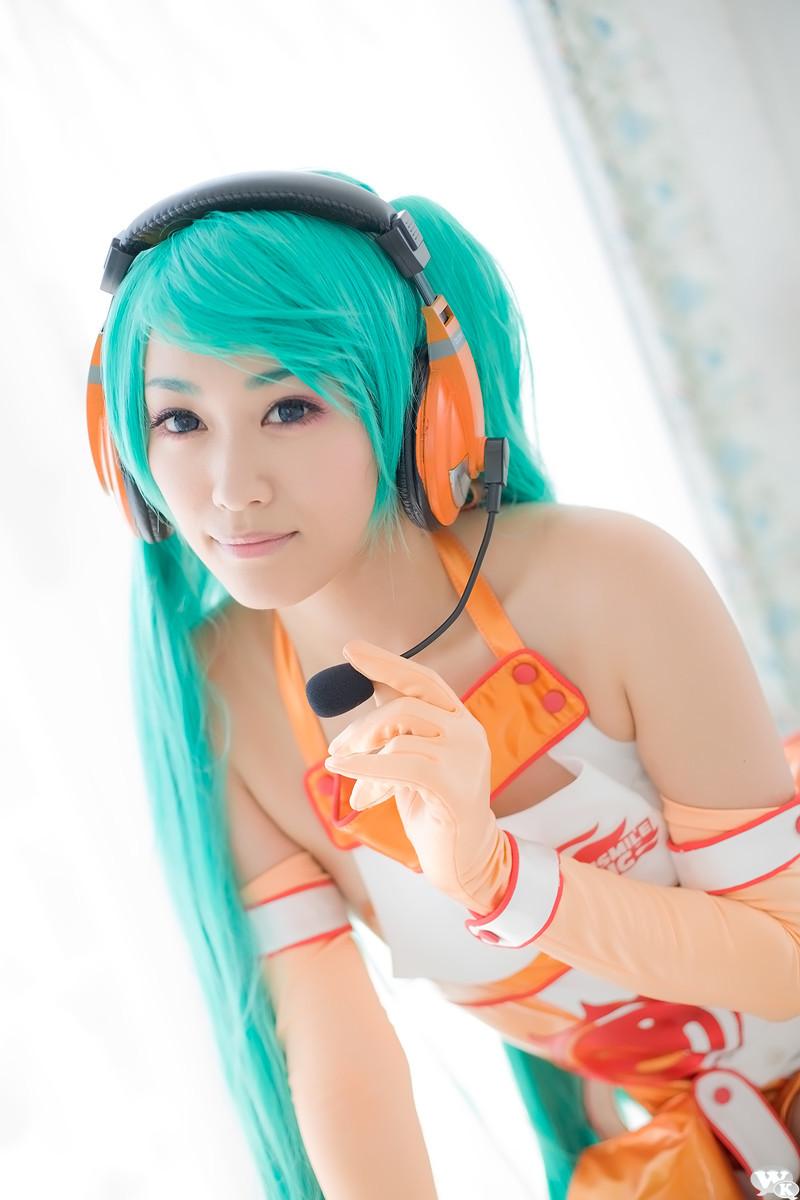 aira-rc-miku-03.jpg