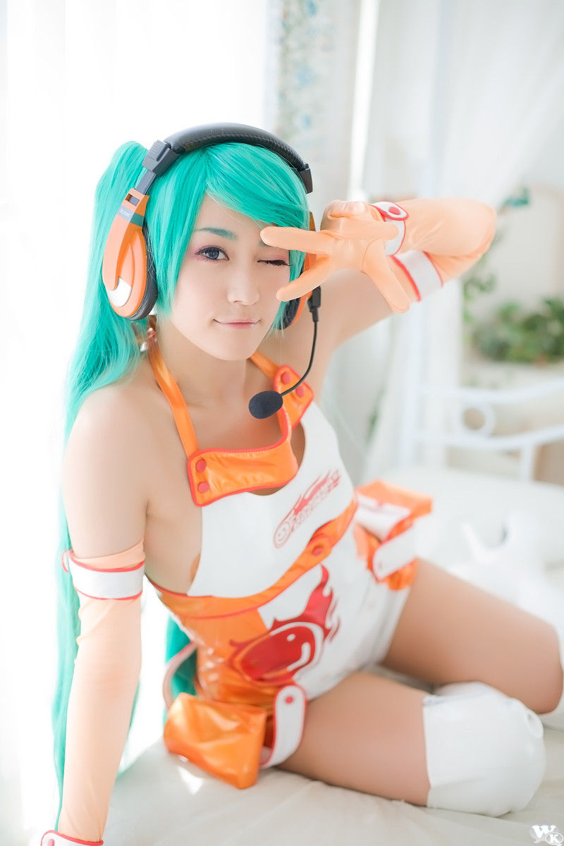 aira-rc-miku-02.jpg