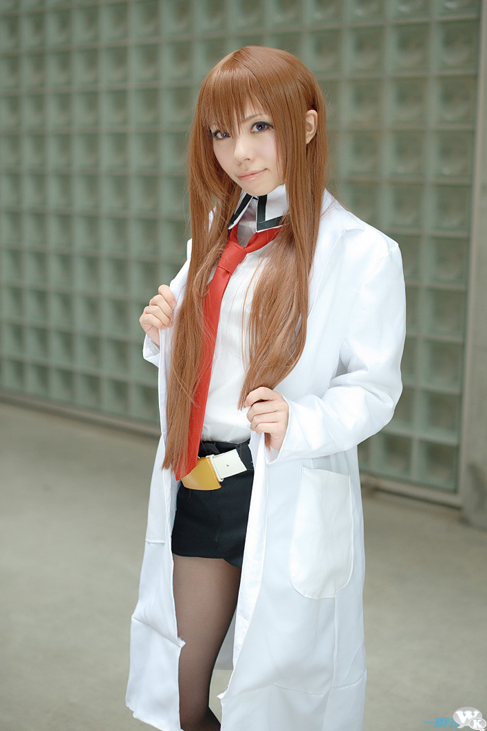 Makise_kurisu-Hayase_ami-03.jpg