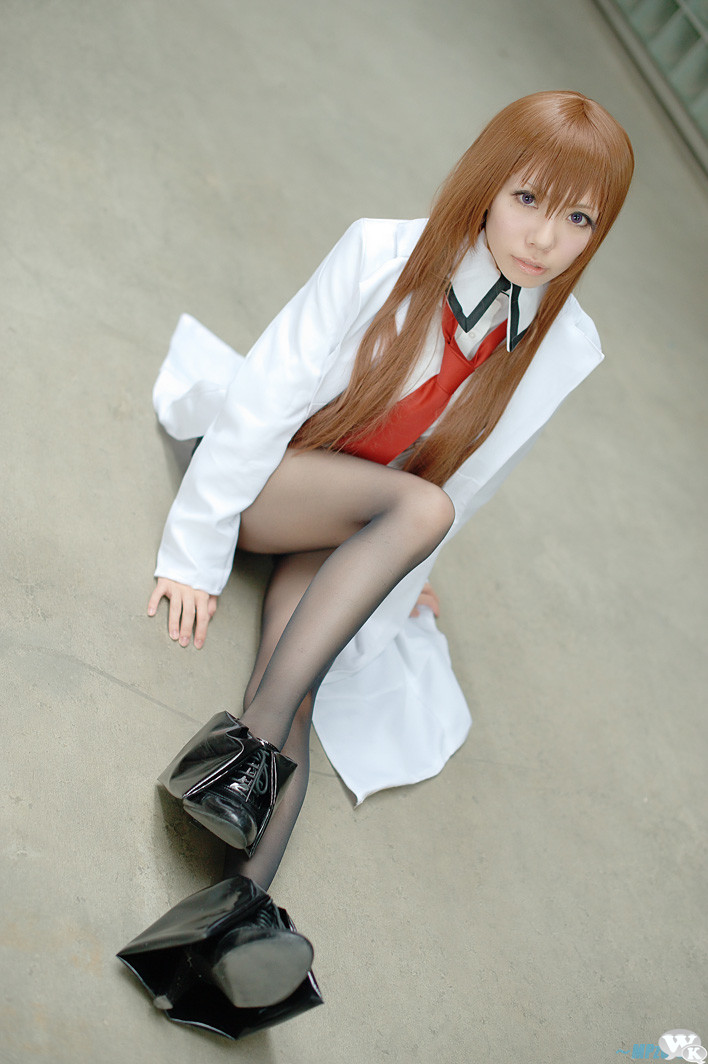 Makise_kurisu-Hayase_ami-06.jpg