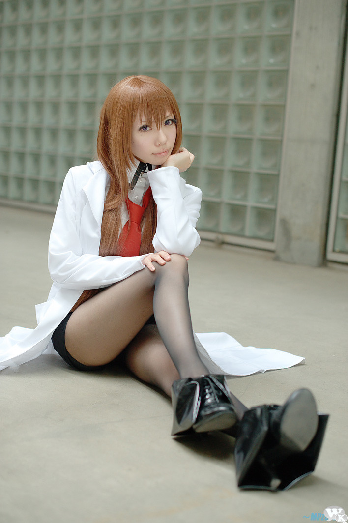 Makise_kurisu-Hayase_ami-07.jpg