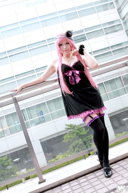 dazaigaro-megurine_luka-02.jpg