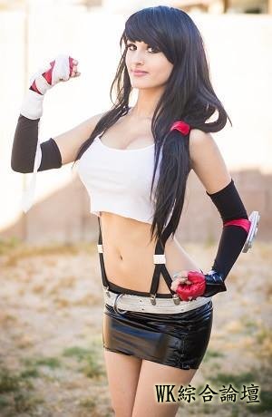 sssniperwolf-in-ff7-cosplay.jpg