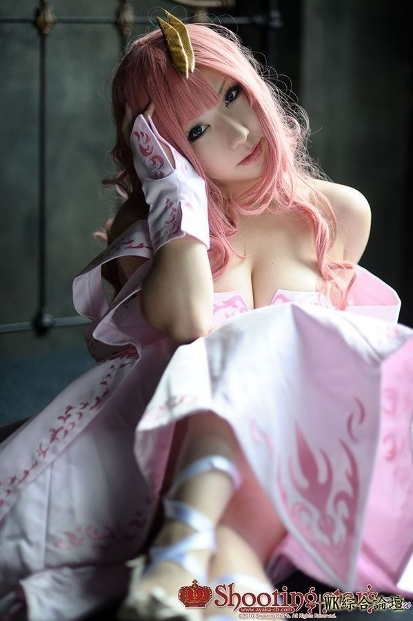 hot-cosplay-girl-Saku-Ayaka11.jpg