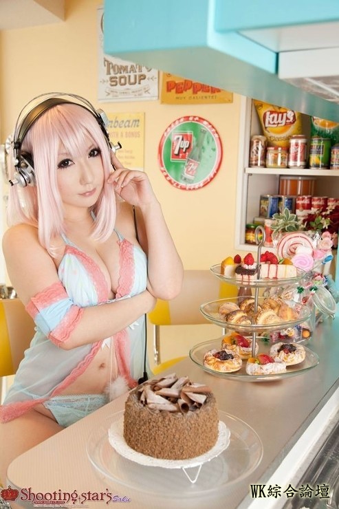 hot-cosplay-girl-Saku-Ayaka8.jpg