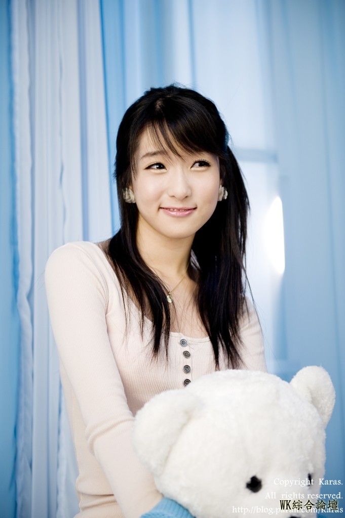 Lee Kyeong Min 17_000.jpg