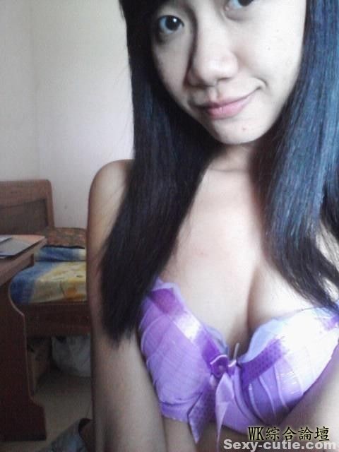 www.sexy-cutie.com_lovely-asian-teen-nude-self-photos-leaked-8p7.jpg